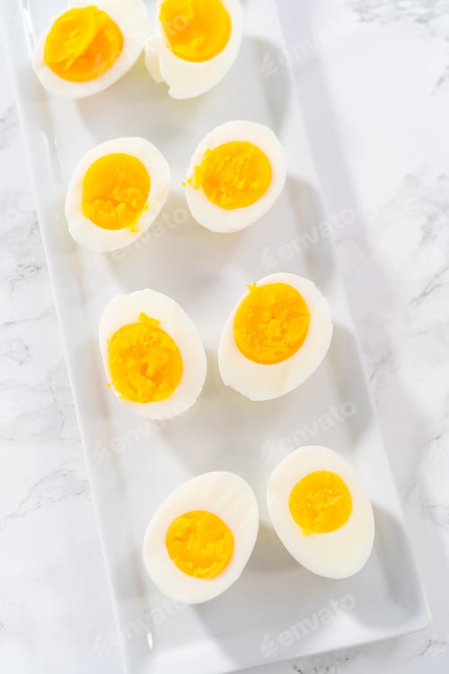 Preview: Hard boiled eggs