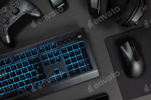 Preview: Blue lit keyboard by various wireless gadgets