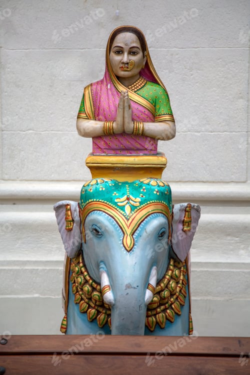 Preview: Babu Amichand Panalal Adishwarji Jain Temple in Mumbai