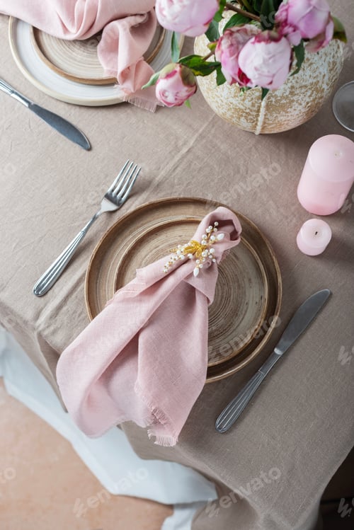 Preview: table with linen tablecloth in beige color