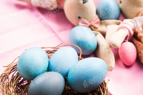 Preview: Pink easter holiday concept with bunny and eggs