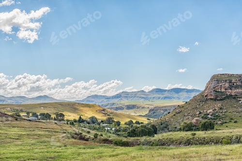 Preview: Farm landscape between Fouriesburg and Clarens