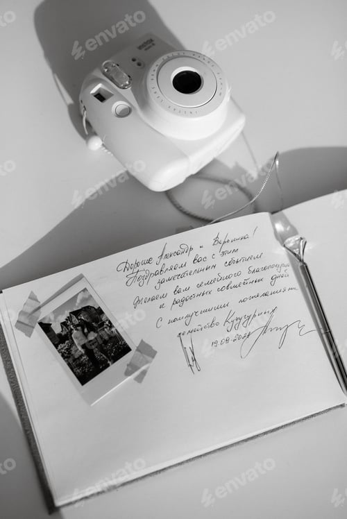 Preview: book of wishes for newlyweds