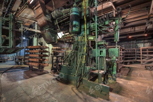 Preview: Industrial interior of an old factory for the manufacture of cast iron parts