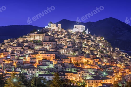 Preview: Morano Calabro, Italy Hilltop Village