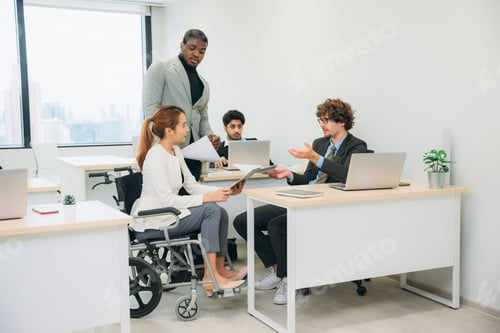Preview: Businesswoman holding a meeting, conference, and conversation with his team at the workplace.