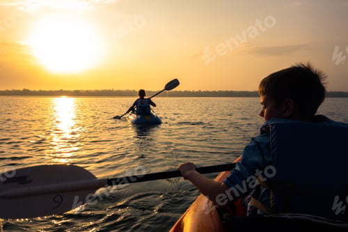 Preview: Kayaking on the lagoon in Mexico