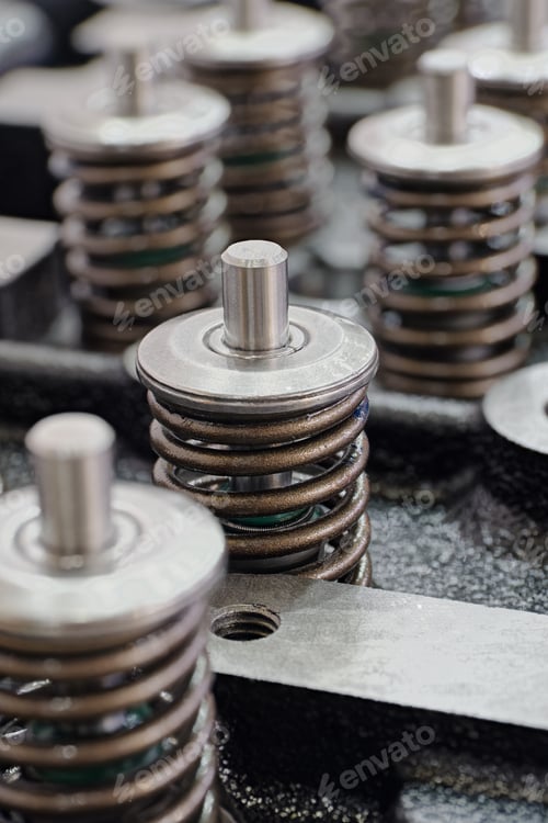 Preview: Cylinder head of an internal combustion engine with the cover removed