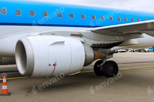 Preview: Aircraft jet engine turbine passenger airplane parked
