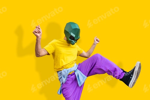 Preview: Cool man wearing 3d origami mask