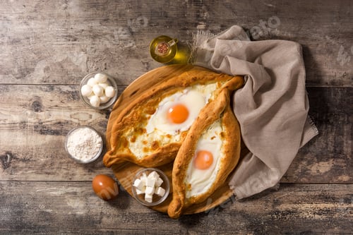 Preview: Traditional Adjarian Georgian khachapuri with cheese