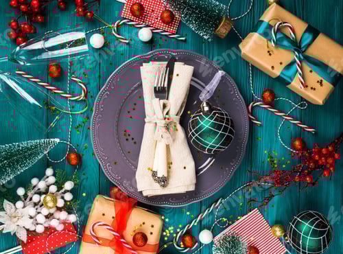 Preview: Festive christmas table setting concept