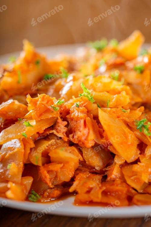 Preview: Cabbage stew with meat