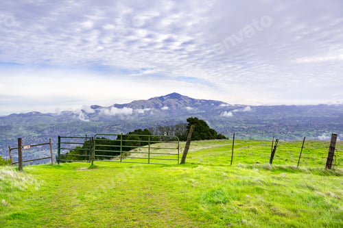 Preview: Las Trampas Regional Wilderness; Mount Diablo in the background