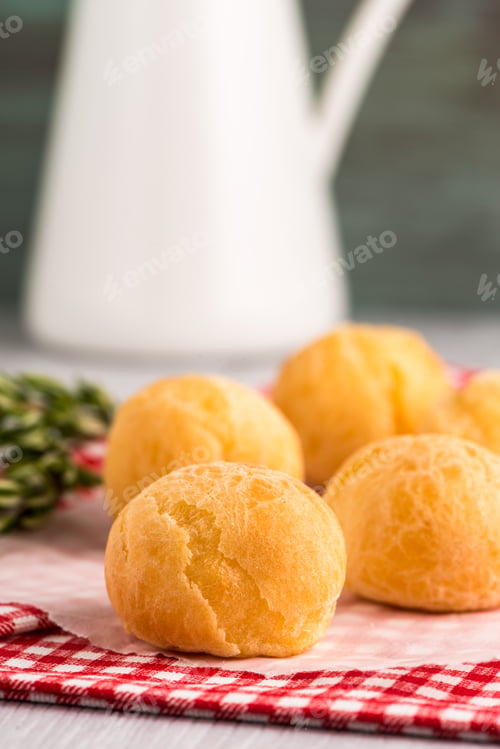 Preview: Brazilian cheese buns