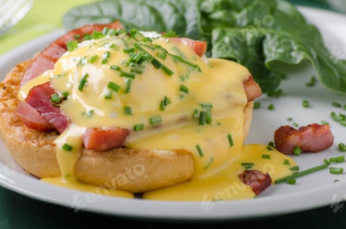 Preview: Egg benedict delish food, crispy bacon