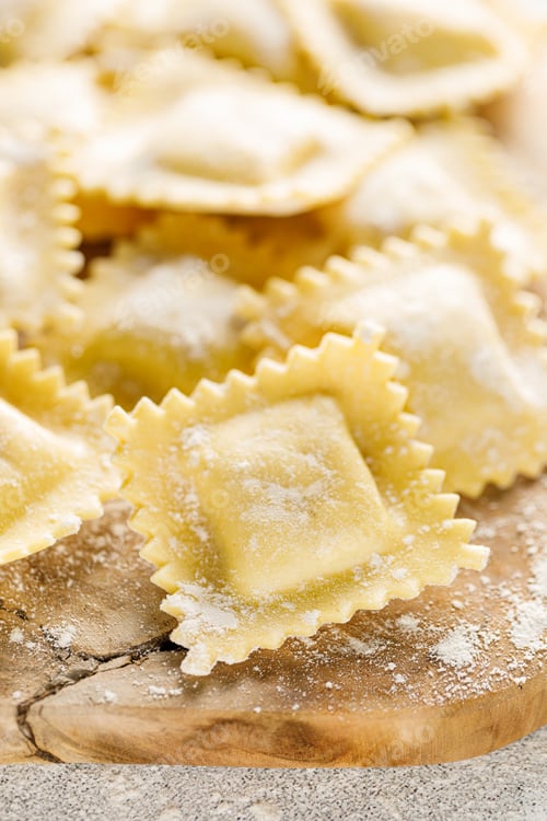 Preview: Cooking ravioli on a floured kitchen table