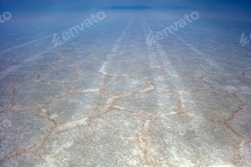 Preview: Salar de uyuni salt flat in Bolivia