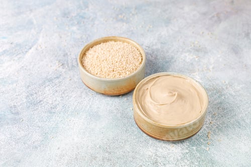 Preview: Homemade sesame paste with sesame seeds.