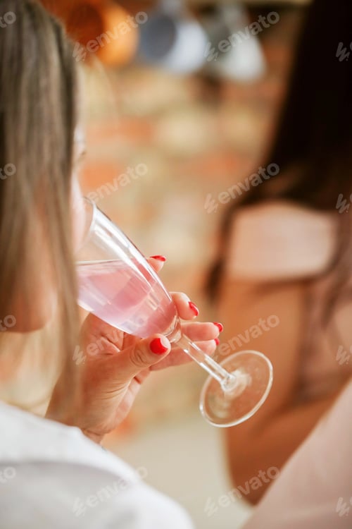 Preview: Women