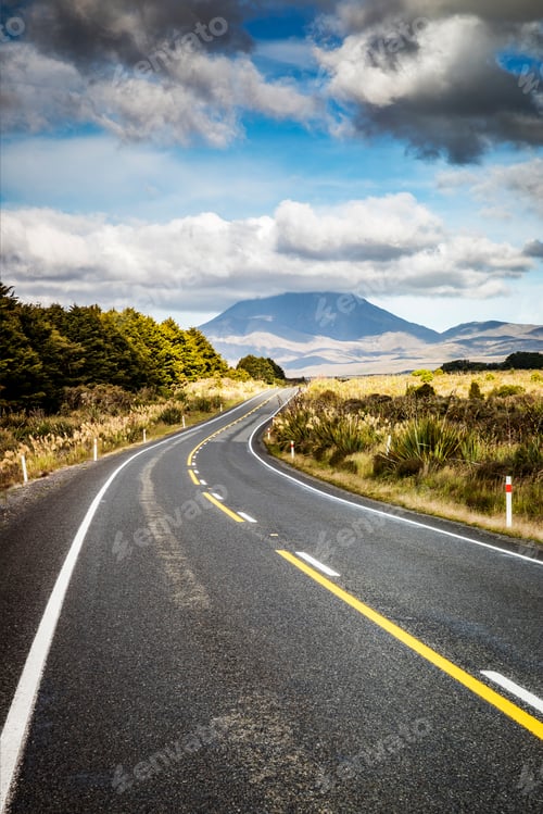 Preview: winding road