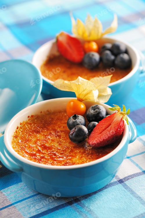 Preview: Creme brulee (cream brulee, burnt cream)