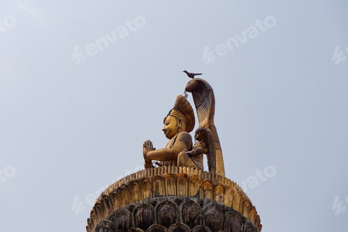 Preview: Yog Narendra Malla statue pillar at Patan Square, Kathmandu, Nepal, Asia