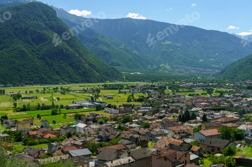 Preview: Panoramic view of Valtellina from Ardenno at summer