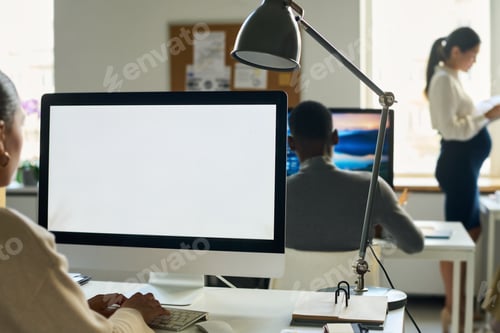 Preview: Blank computer screen during network
