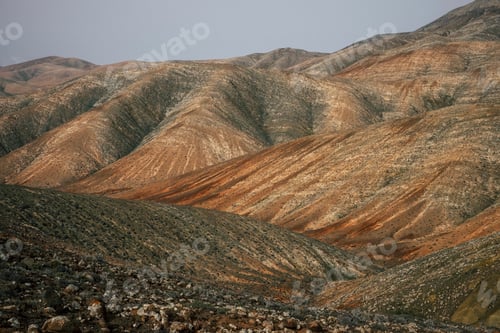 Preview: Mountains landscape with vulcans and brown ground - perfect place for trekking