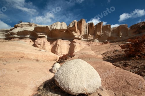 Preview: wind erosion rocks