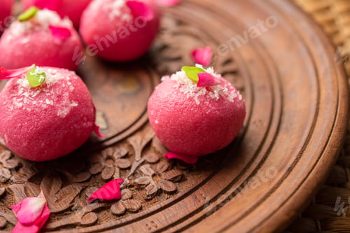 Preview: Delicious Pink Chumchum or rose flavour cham cham or Rasgulla or Rasagola, Rosogola, Rosogolla