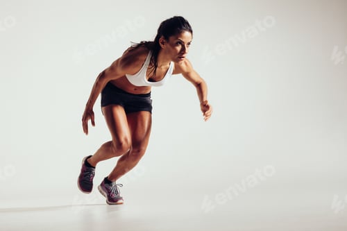 Preview: Young woman starting to run and accelerating