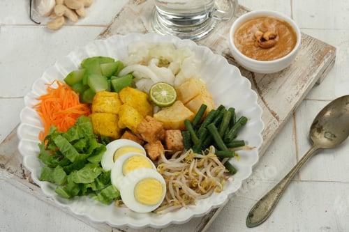 Preview: Gado Gado Indonesian Mix vegetables Salad from Boiled or Steam Vegetable Served with Peanut Sauce.