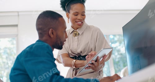 Aperçu: Black woman, business and laughing with man in office, agency and startup company. Happy workers, e
