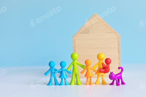 Preview: Large doll family with four kids in front of wooden house.