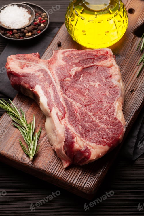Preview: Raw T-bone beef steak