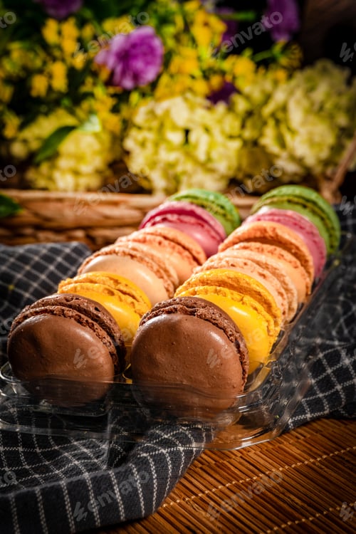 Preview: Several macaroons.