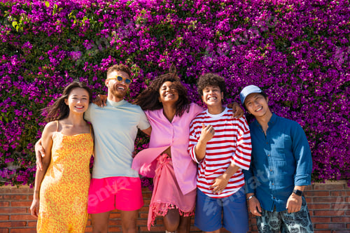 Preview: Group of young best friends bonding outdoors