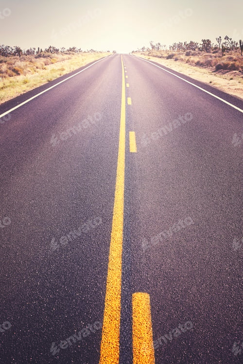 Preview: Road in the Joshua Tree National Park, USA.