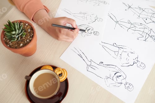 Preview: Tailor Drawing Fashion Sketches