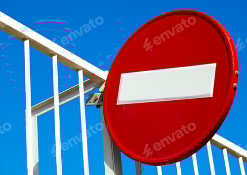 Preview: Red and White Circle on a White Fence