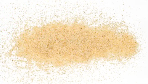 Preview: Raw wheat cereal scattered, white background