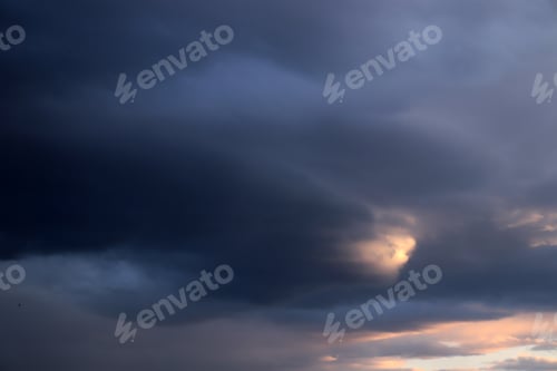 Preview: stormy, dramatic, dark, cloudy sky