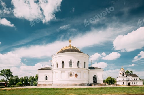 Vista previa: Brest, Belarus. Garrison Cathedral St. Nicholas Church In Memori