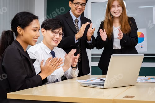Preview: Group of multiethnic businessmen