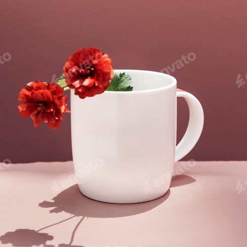 Preview: Red peonies in a coffee mug
