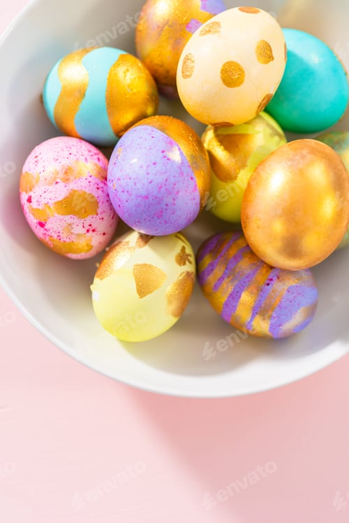 Preview: Easter eggs