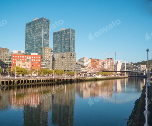 Preview: The Zubizuri, the suspension bridge of Bilbao and the skyscrapers that are in front of it (1 of 12)