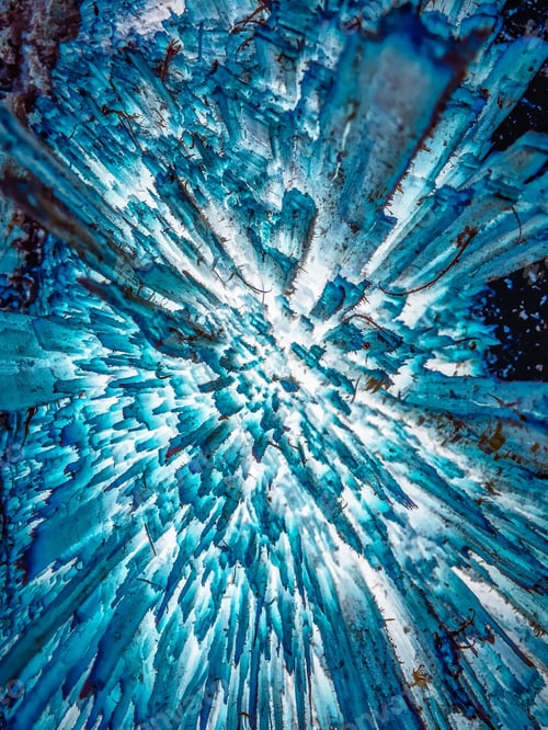 Preview: Abstract sharp vortex like glacier or cave blue and white art concept drawing painting background
